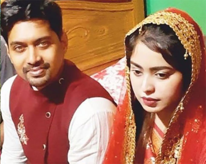 বিয়ে করলেন চিত্রনায়ক আসিফ ইমরোজ