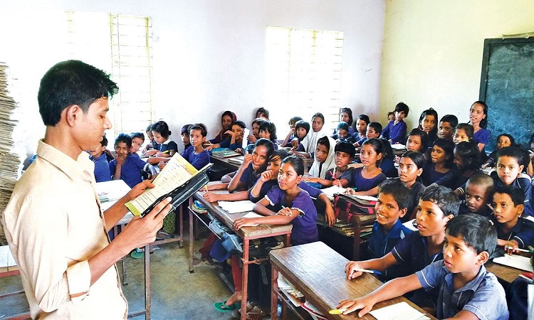 ‘সিনিয়র শিক্ষক’ পদে ৫৪৫২ জনের পদোন্নতি
