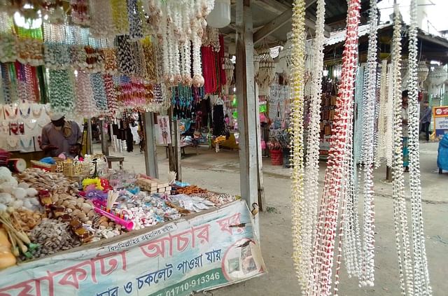 কুয়াকাটা খুলছে বৃহস্পতিবার, ক্ষতি পোষানোর আশা ব্যবসায়ীদের