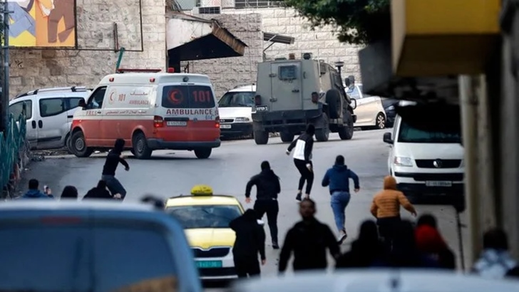 ফিলিস্তিনের অধিকৃত পশ্চিমতীরে দখলদার ইসরাইলের গুলিতে তিন ফিলিস্তিনি নিহত।