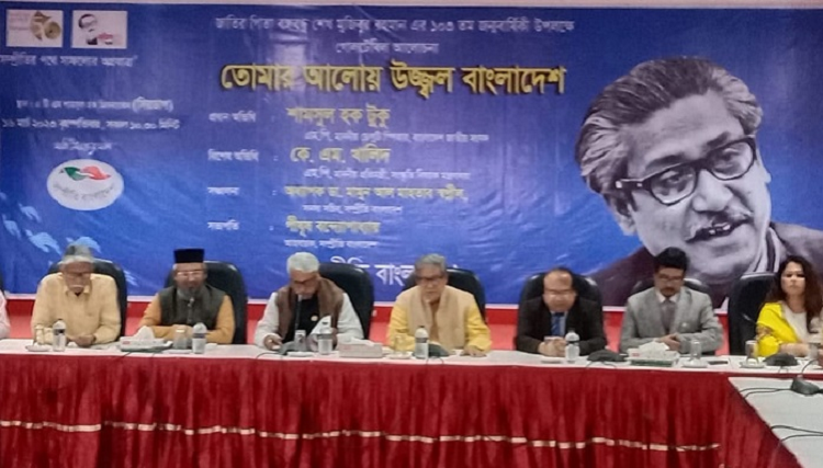 রাজনৈতিক জীবনকে আদর্শ মেনে জীবন পরিচালনা করতে পারলে একজন মানুষের পক্ষে বিশ্বনেতাও হওয়া সম্ভব-ডেপুটি স্পিকার