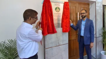 মৌলভীবাজার কালেকটরেক্ট ভবনে উদ্বোধন হলো লাইব্রেরি ‘আলোক ধারা’